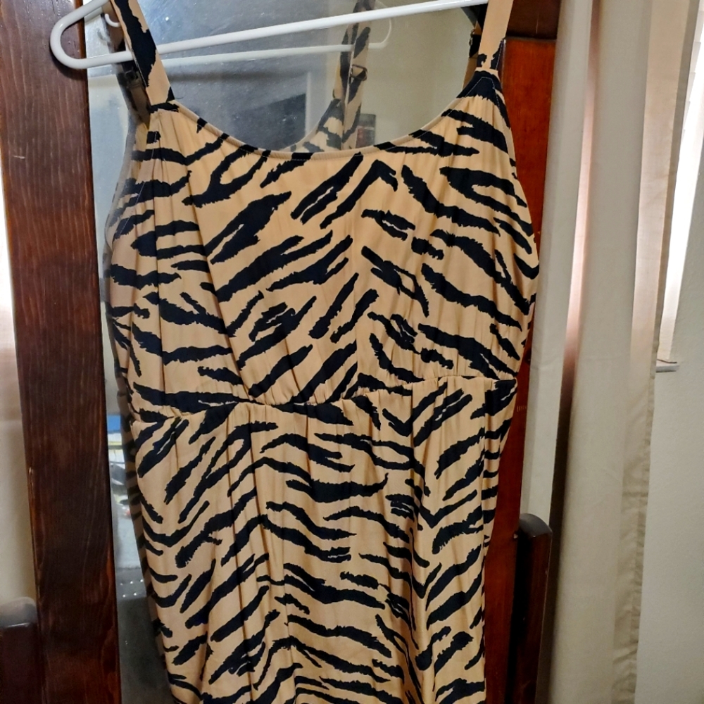 Maurices cheetah tank top